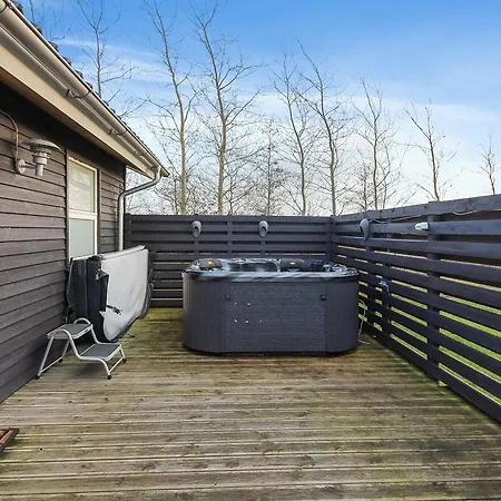 Four-bedroom Holiday In