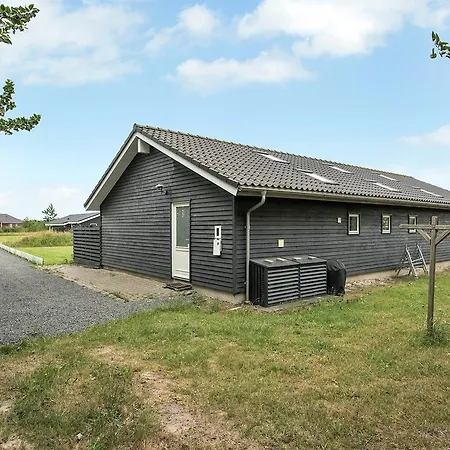 Four-bedroom Holiday In
