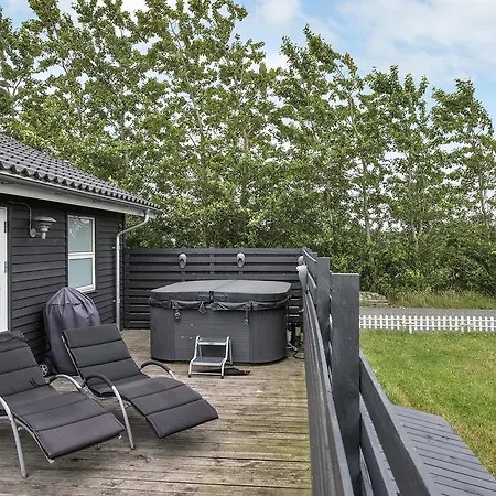 Four-bedroom Holiday In * Tarm